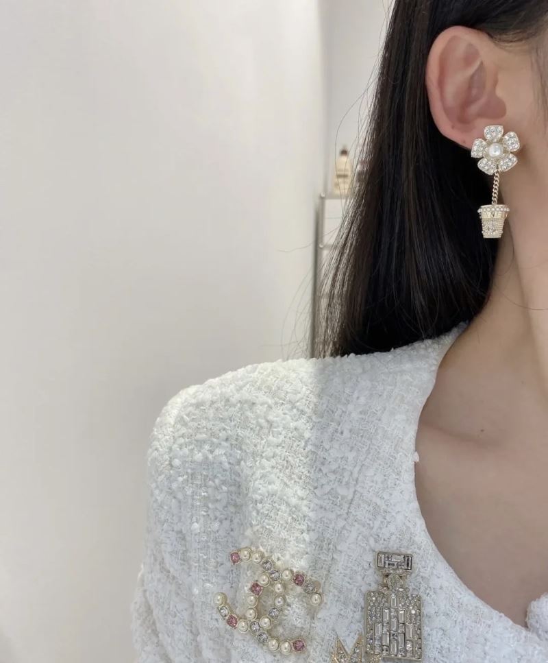 Ch**el earrings